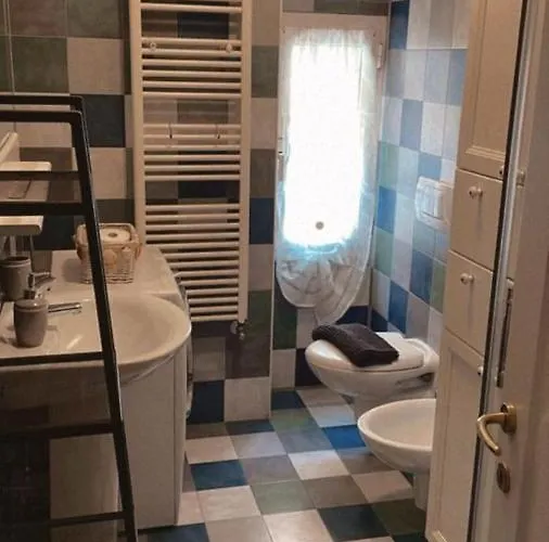 Casa Celeste, Bilocale Nel Pieno Centro Di * Алассио