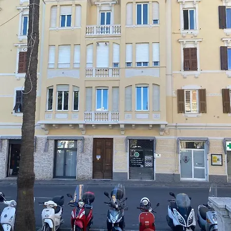 Casa Celeste, Bilocale Nel Pieno Centro Di Αλάσιο